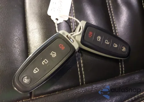 2017 Ford Escape Titanium из США, поврежденный, VIN 1FMCU9JD4HUD07498